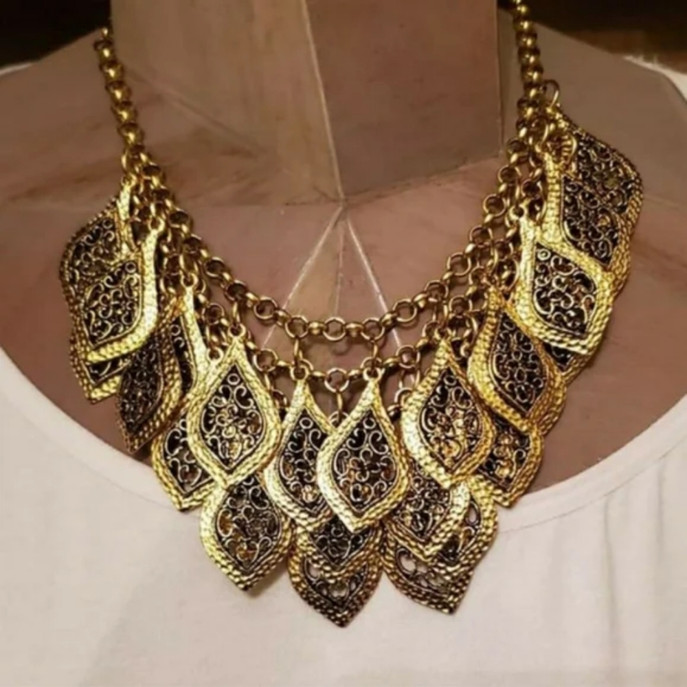 Leaf Necklace
